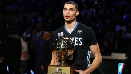 球迷的胸怀，当分歧过后，留队球员更需要支持