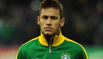 近六战场均15分且命中率过半！攻防一体进化，谢泼德已成休斯顿关键拼图