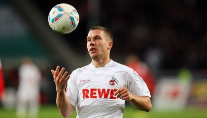 哈兰德梅开二度助曼城大胜 挪威神锋领跑英超射手榜