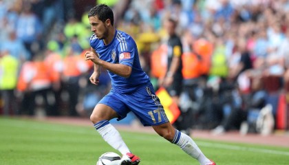 欧冠往事，德英豪门的绿茵恩怨，十二载轮回再忆温布利惊魂夜