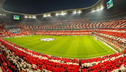 英超争冠白热化，曼城、阿森纳、利物浦三强鼎立，最后冲刺谁将问鼎？