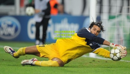 CBA总决赛激战五场，辽宁男篮卫冕成功，赵继伟荣膺FMVP